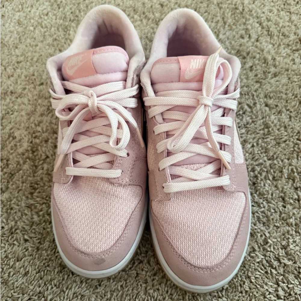 Nike | Dunk Low 'Teddy Bear - Light Soft Pink' - Picture 3 of 6